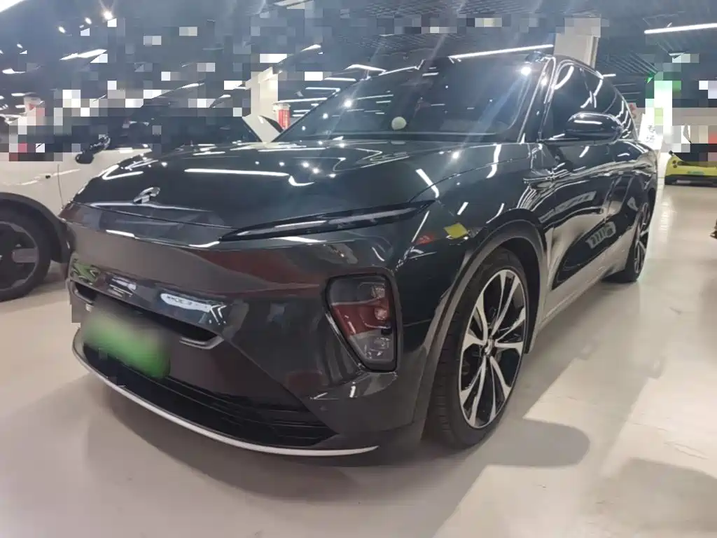 NIO ES8 2023