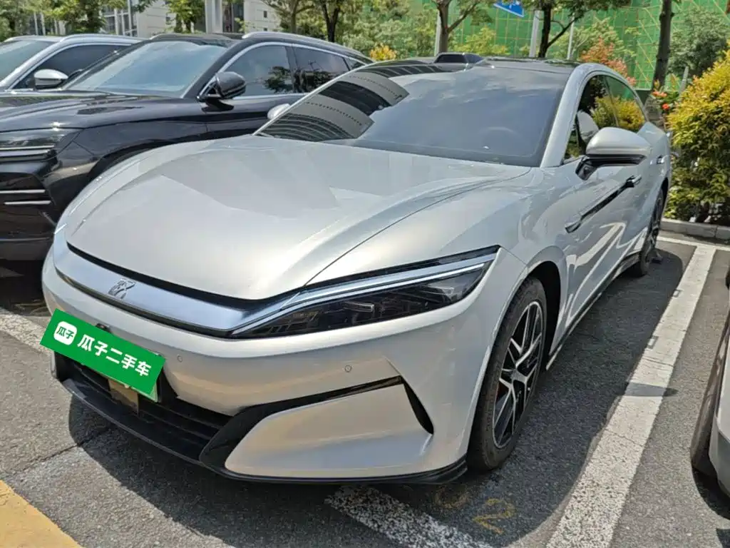 BYD 汉L 2025