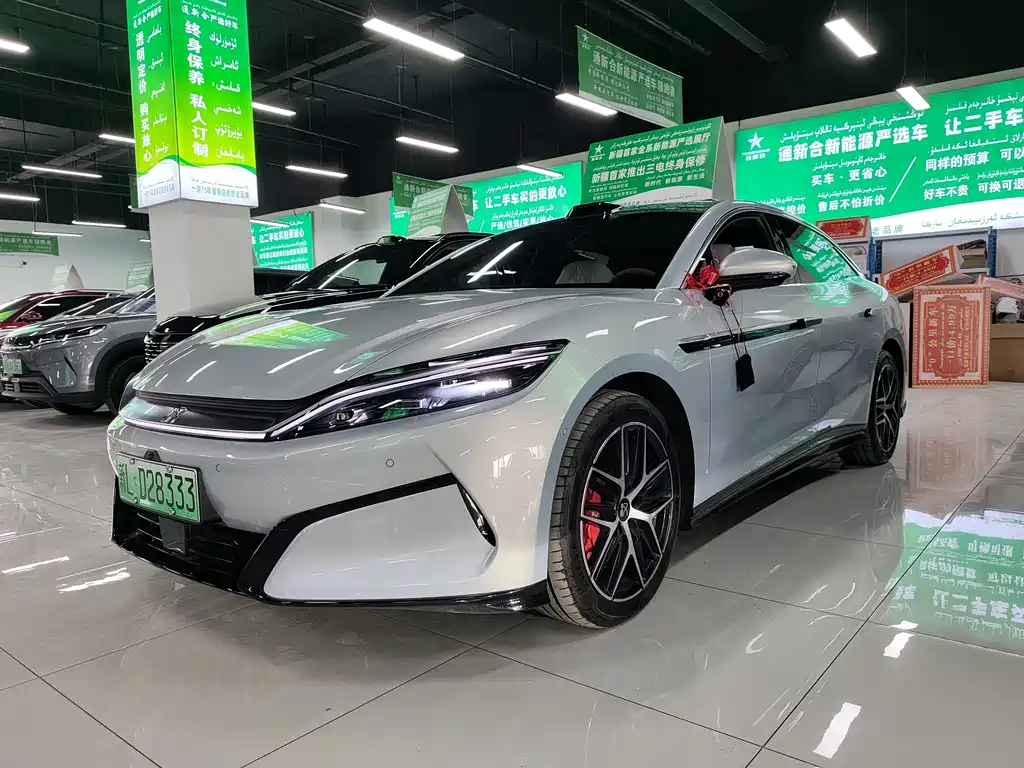BYD 汉L 2025