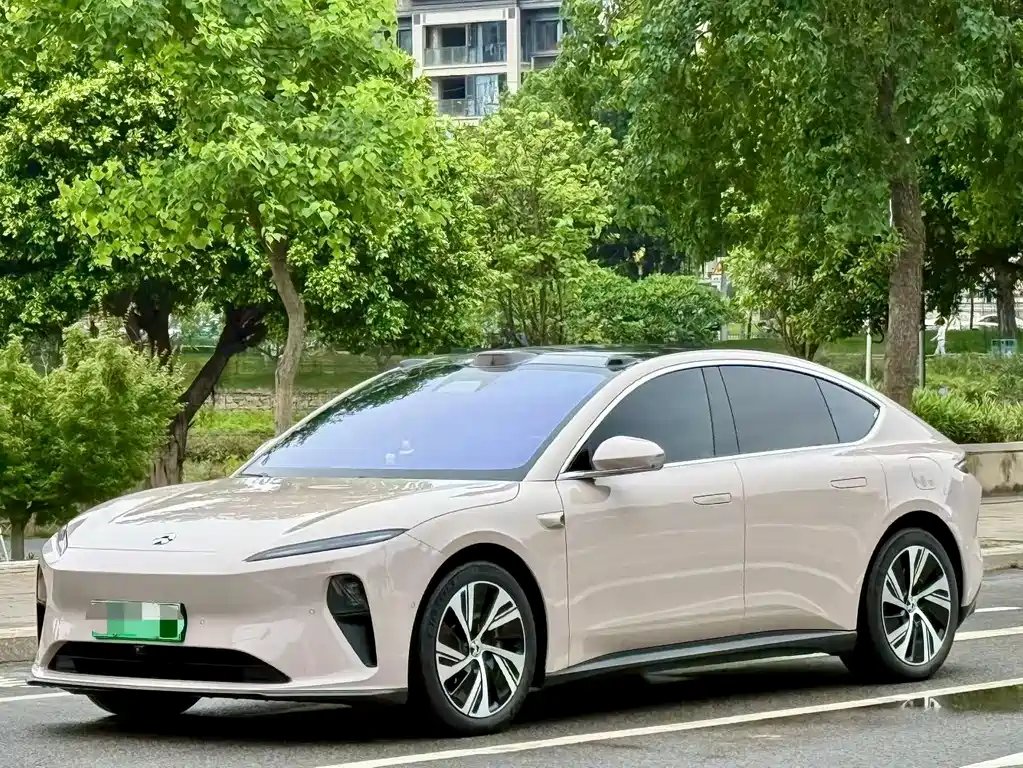 NIO ET5 2024