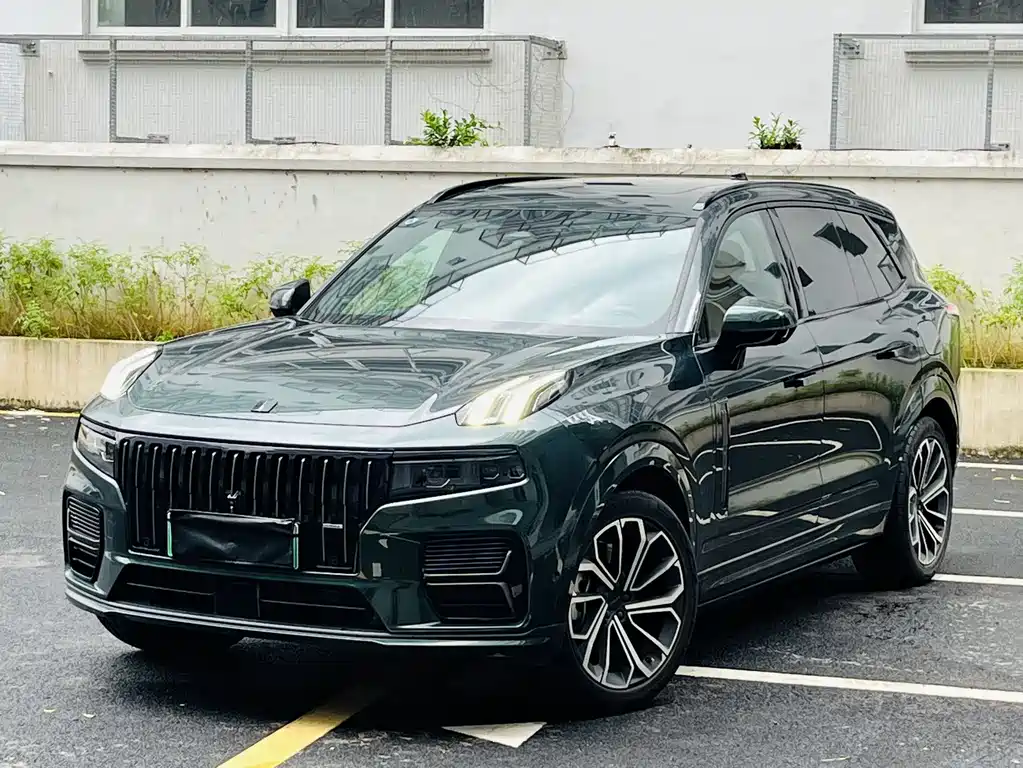 Lynk & Co 09 EM-P 2024