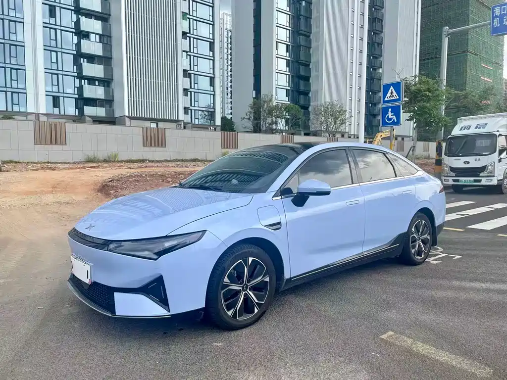 XPENG P5 2022