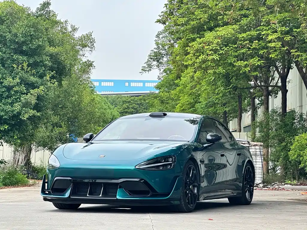Xiaomi SU7 Ultra 2025