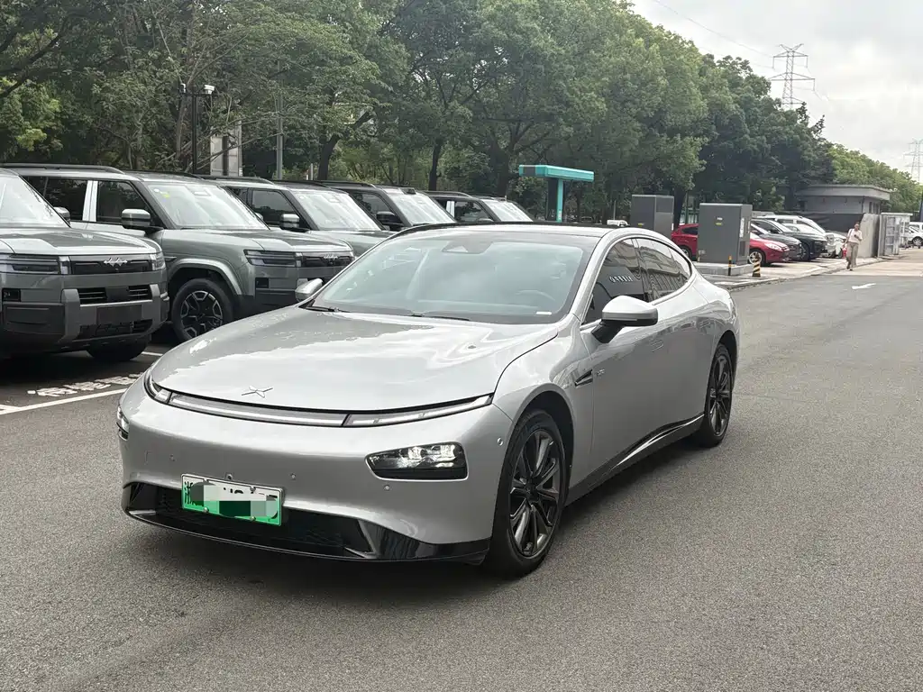 XPENG P7 2025