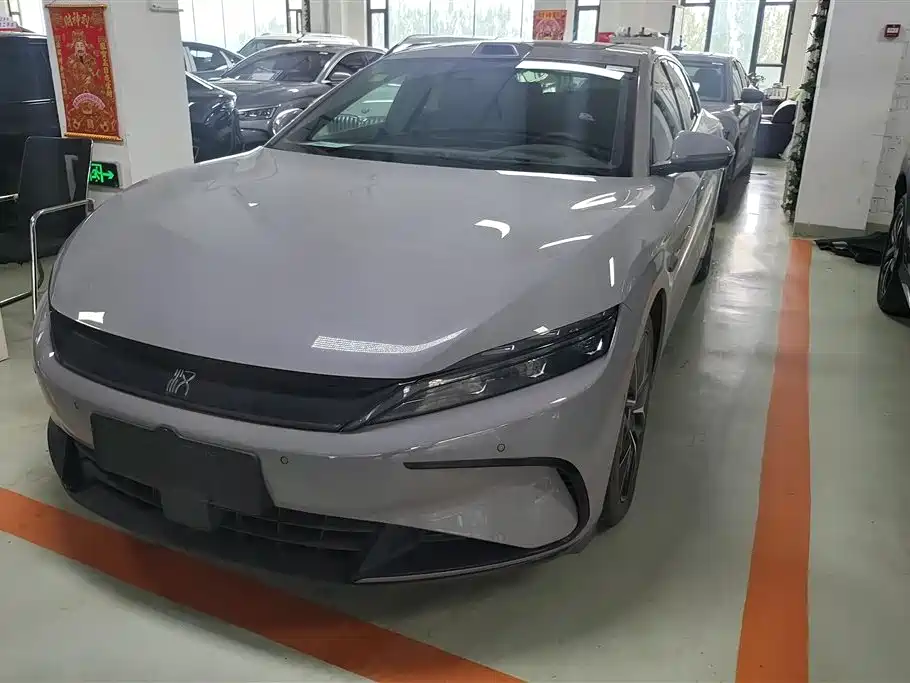 BYD Han 2025