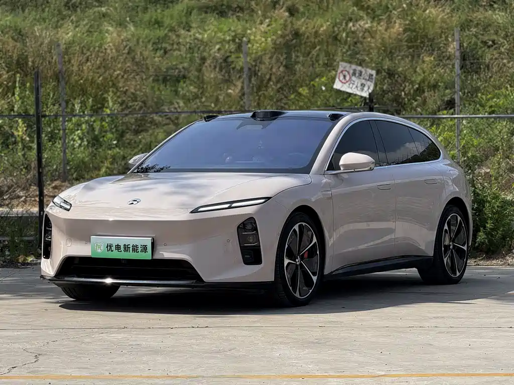 NIO ET5T 2025