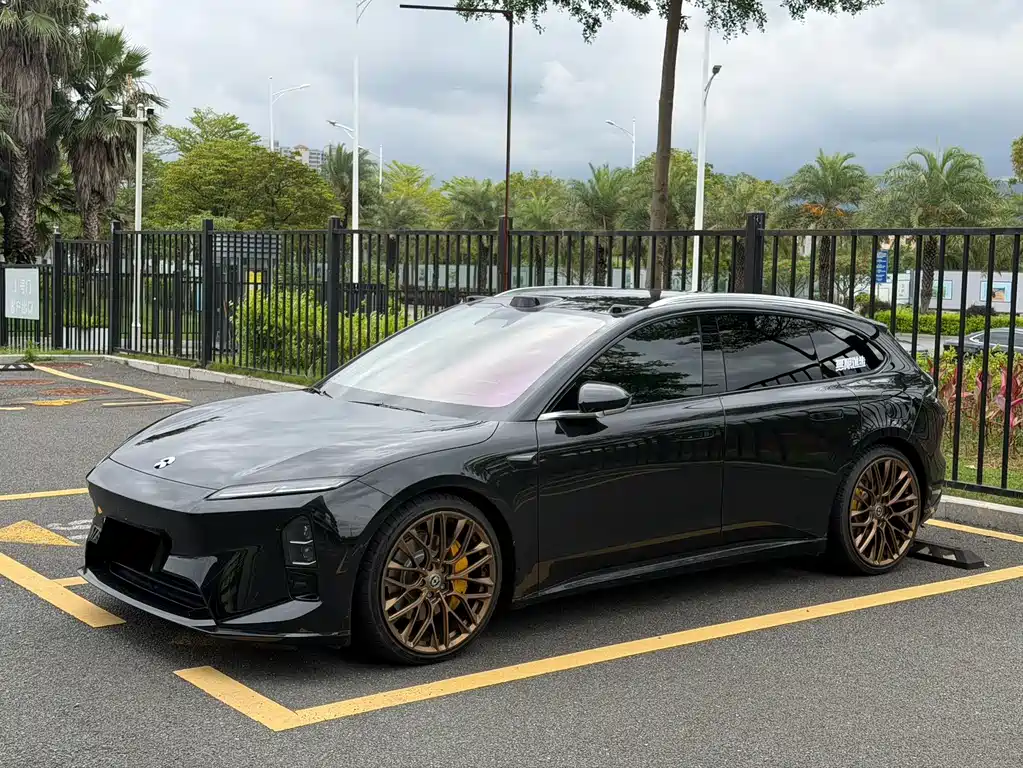 NIO ET5T 2025