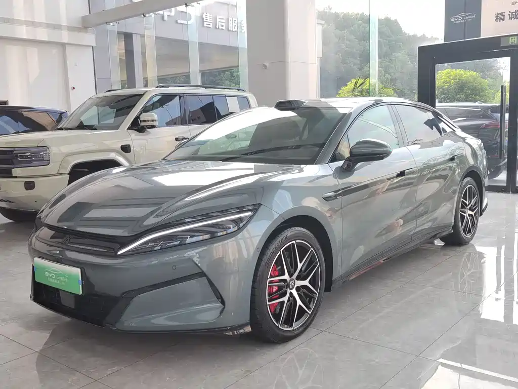 BYD 汉L 2025
