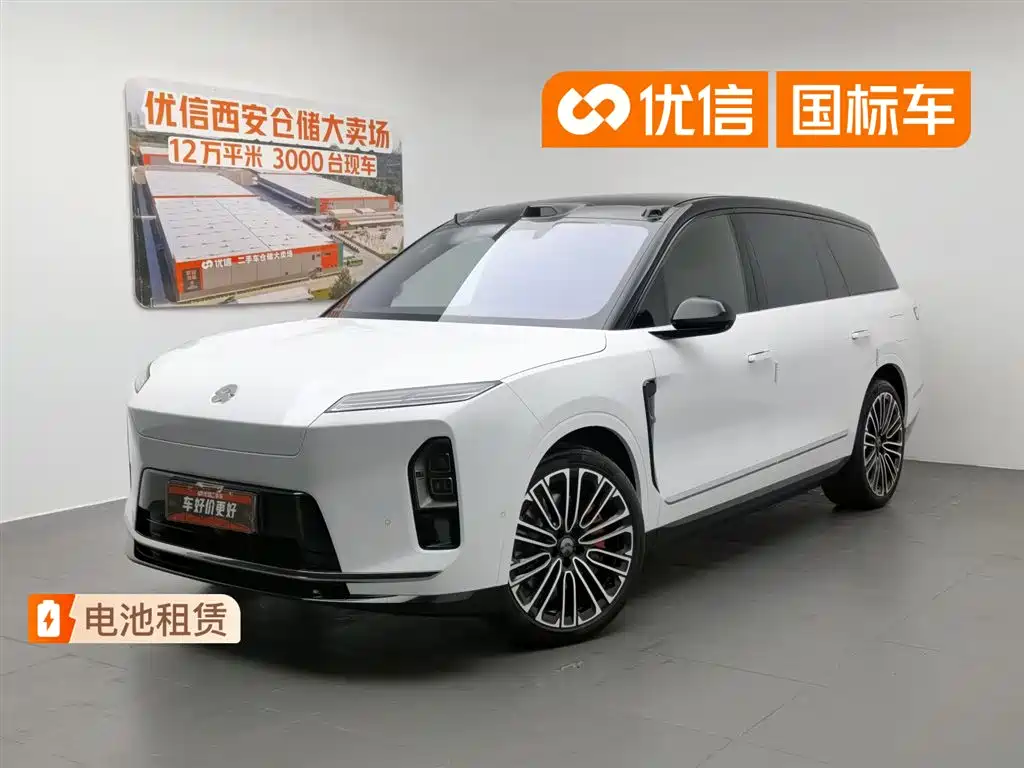 NIO ES8 2025