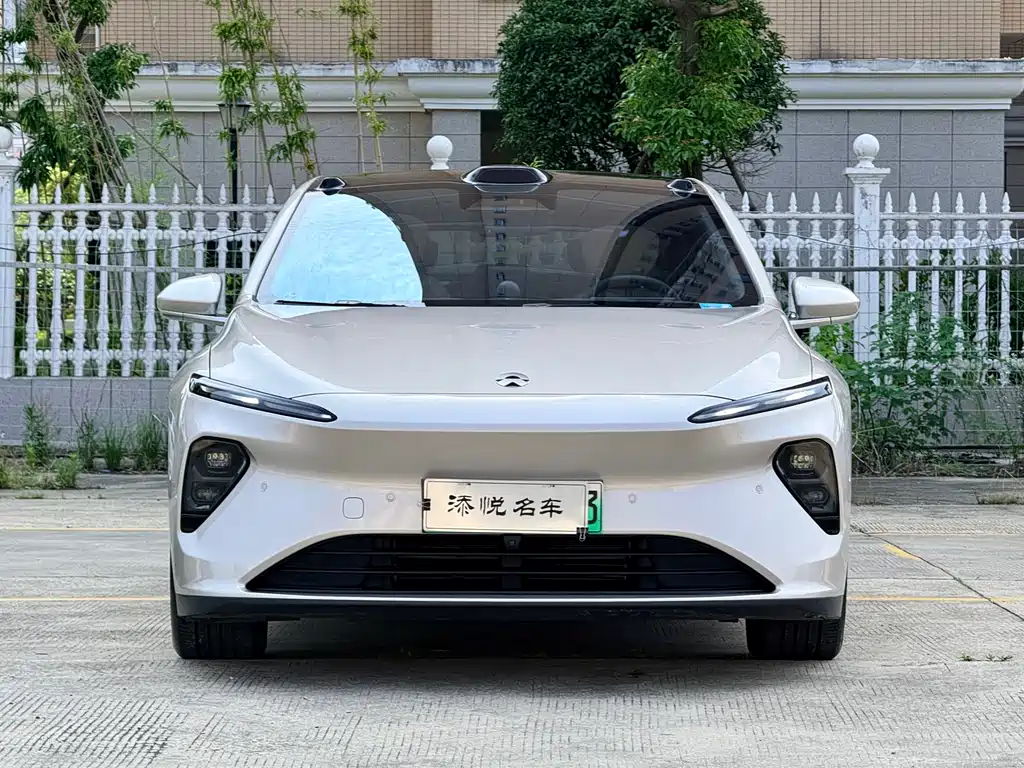 NIO ET7 2023