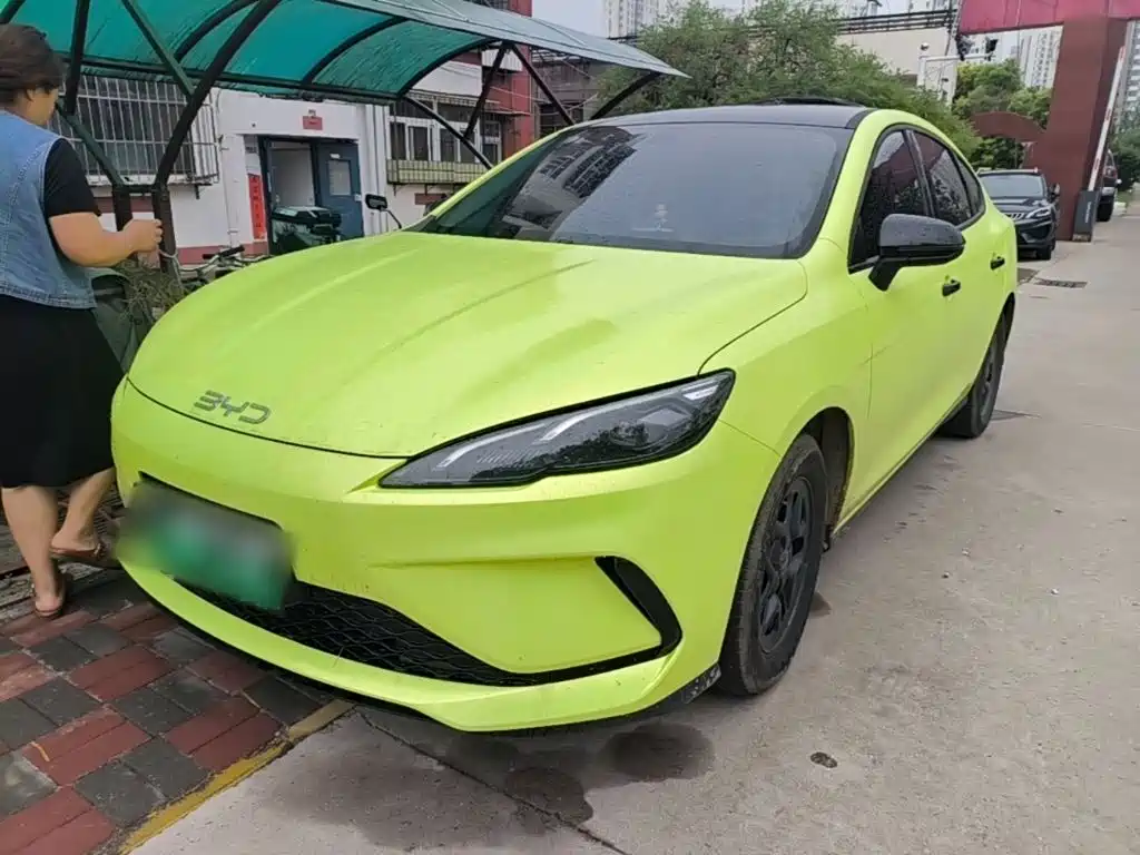 BYD Seal 05 DM-i 2025