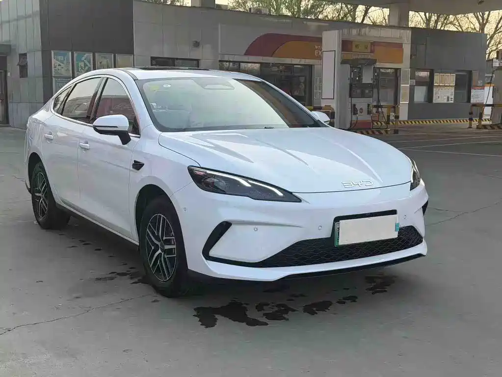 BYD Seal 05 DM-i 2025