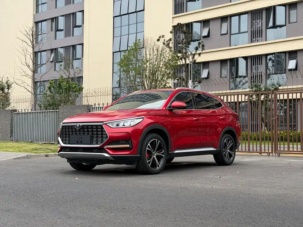 BYD PLUS 2022