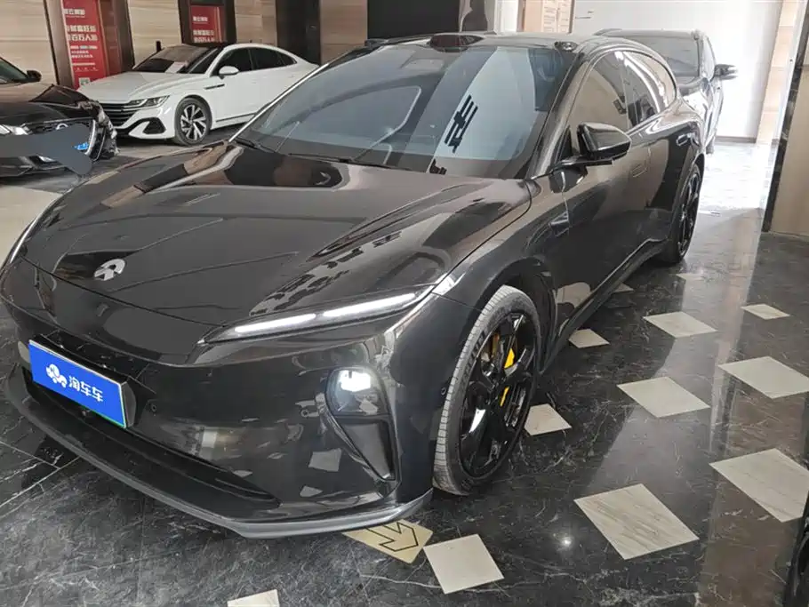 NIO ET5T 2024