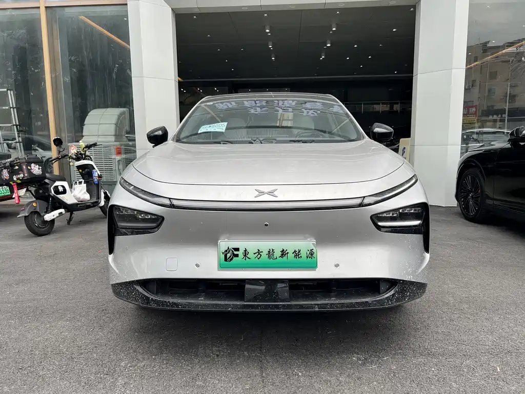 XPENG 小鹏G7 2025