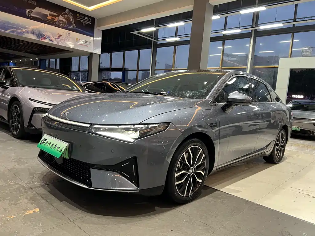 XPENG P5 2022