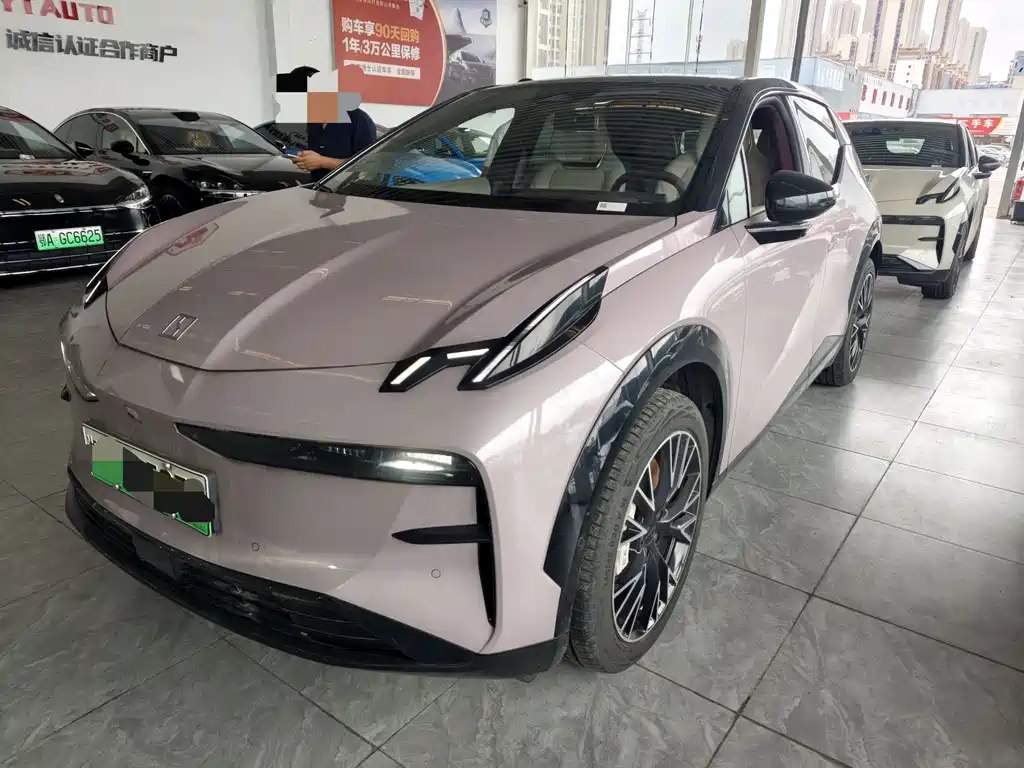 Zeekr X 2024