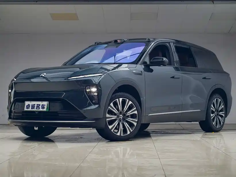 NIO ES8 2024