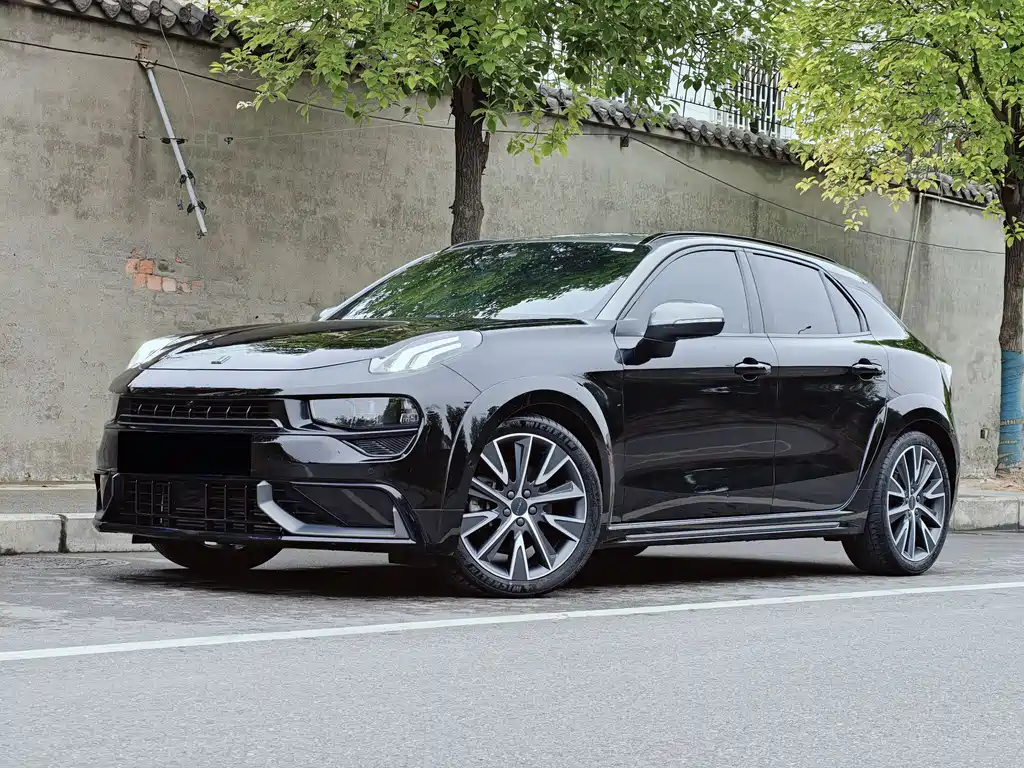Lynk & Co 02 Hatchback 2022