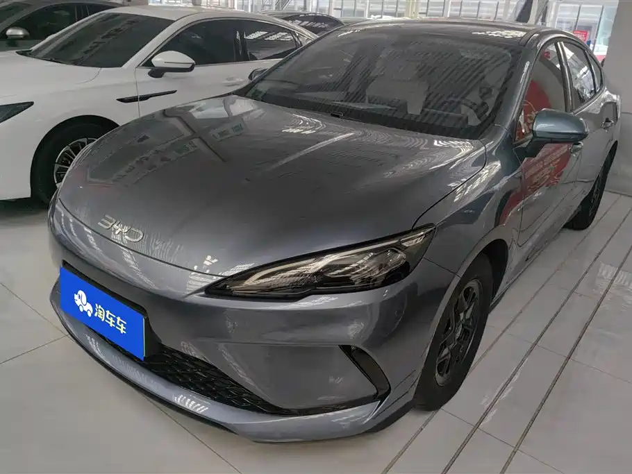 BYD Seal 05 DM-i 2025
