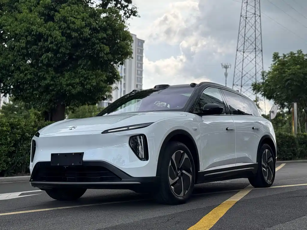 NIO ES6 2025