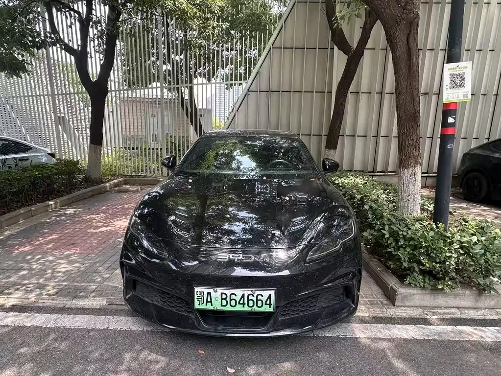 BYD Seal 06GT 2025