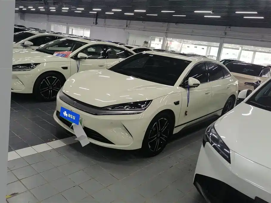 BYD Qin L 2025