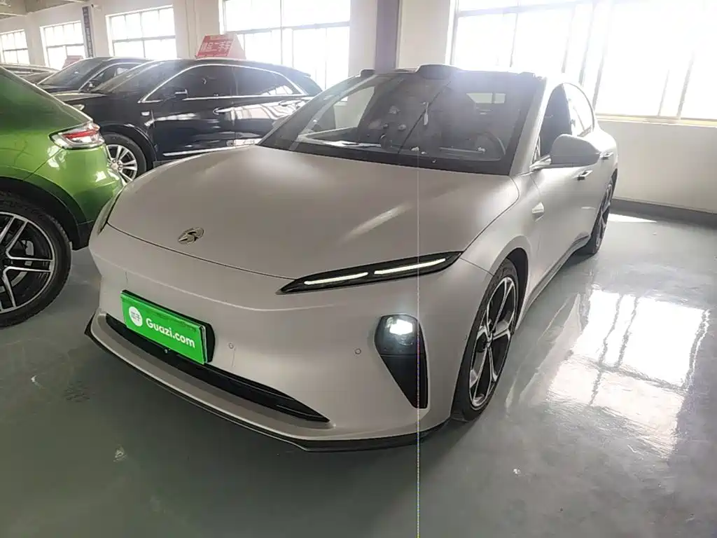 NIO ET5 2023