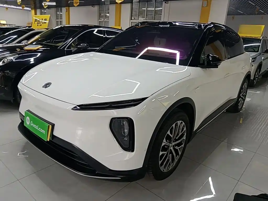 NIO ES6 2025