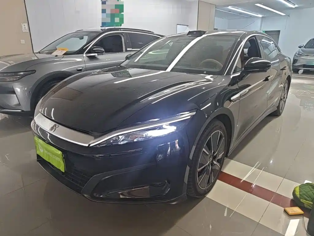BYD 汉L 2025
