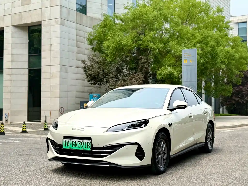 BYD 海豹06 2025