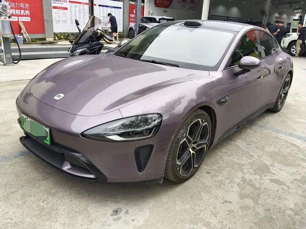 Xiaomi SU7 2024