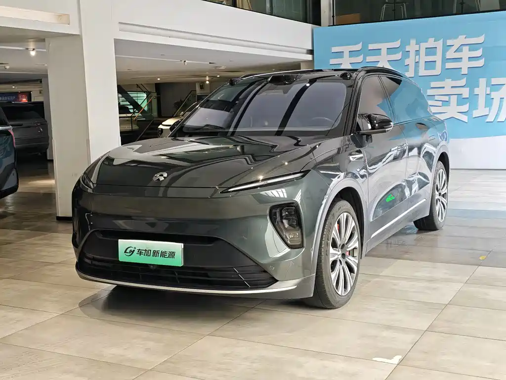 NIO ES8 2023