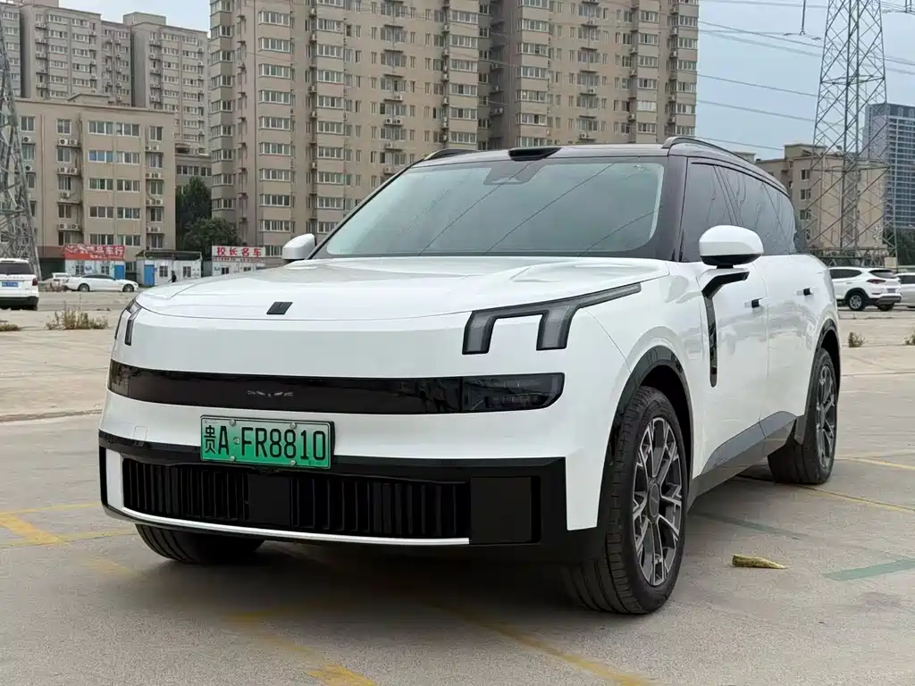 Lynk & Co 领克900 2025