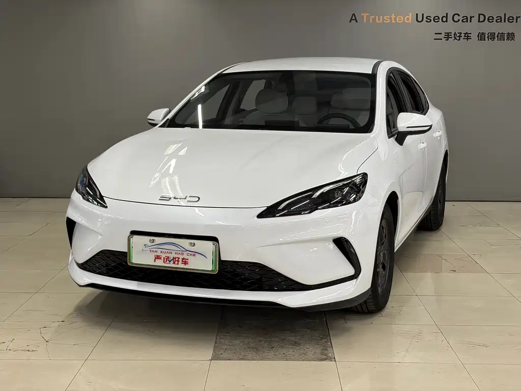 BYD Seal 05 DM-i 2025