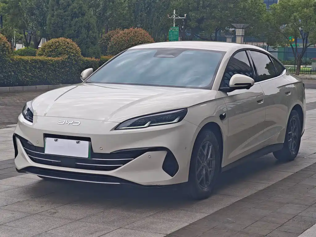 BYD 海豹06 2025
