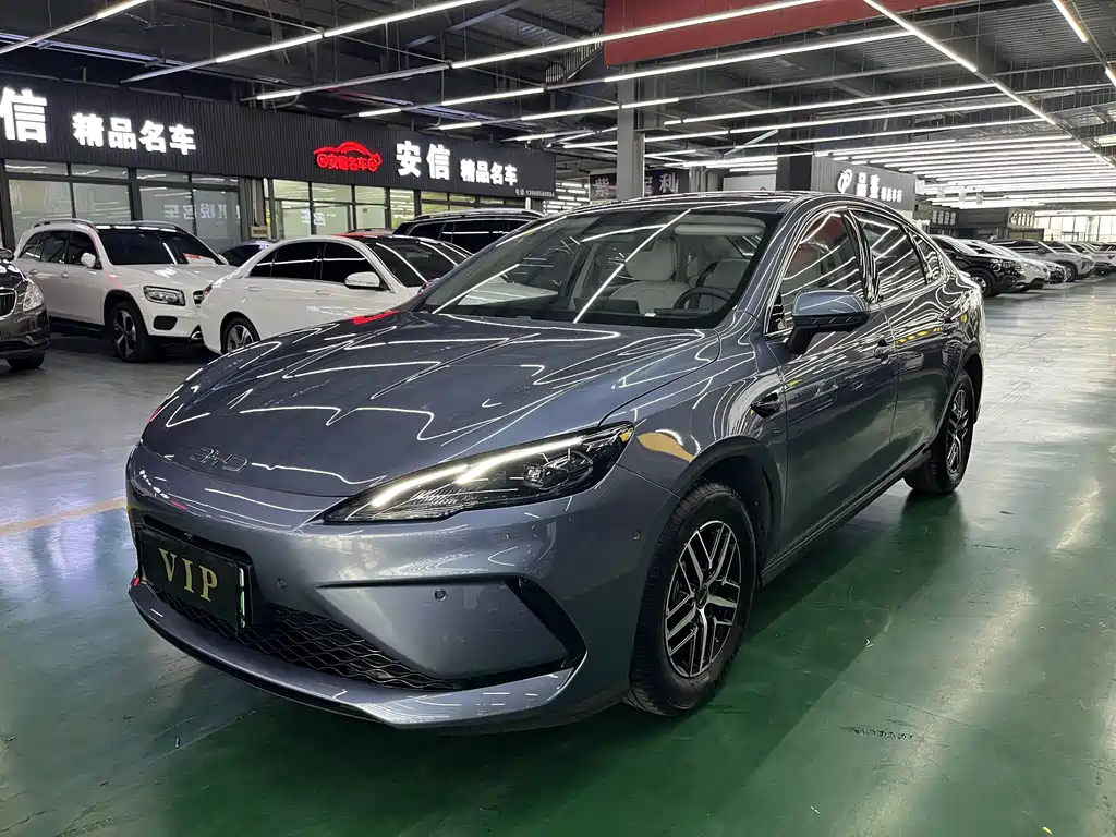 BYD Seal 05 DM-i 2025