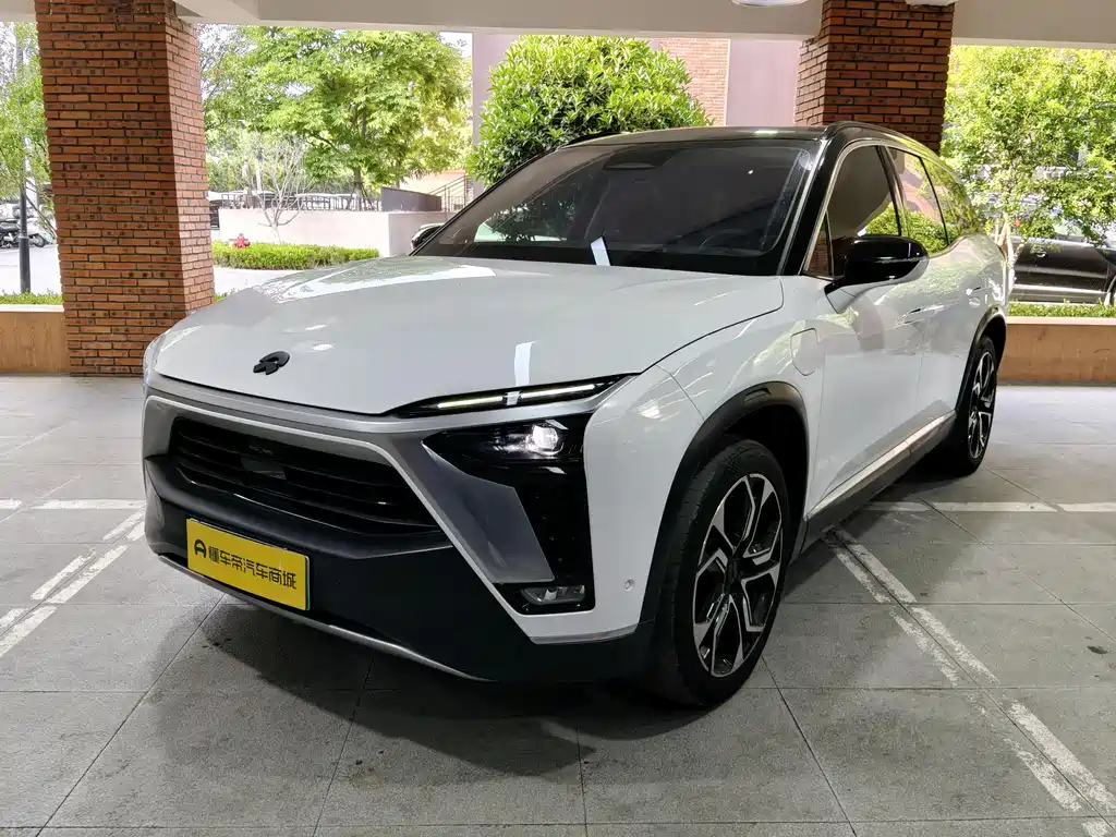 NIO ES8 2020