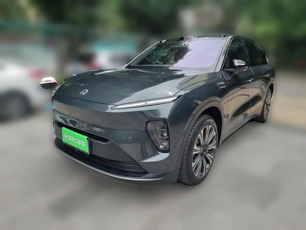 NIO ES8 2024