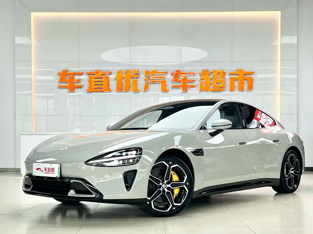 Xiaomi SU7 2024