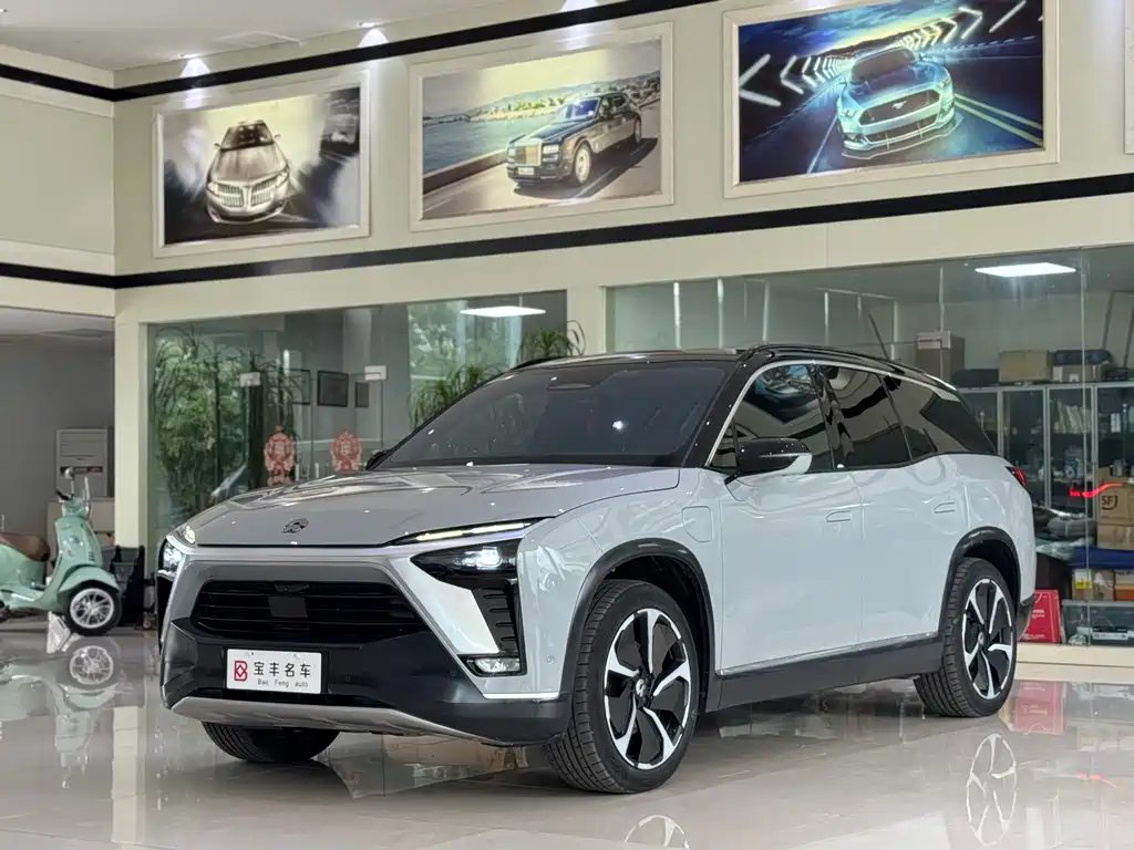 NIO ES8 2022
