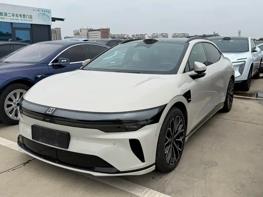 Zeekr 极氪007GT 2025