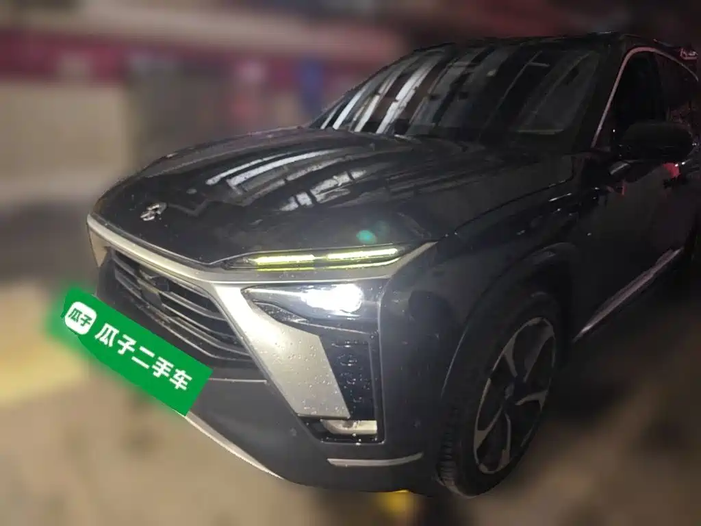 NIO ES8 2022