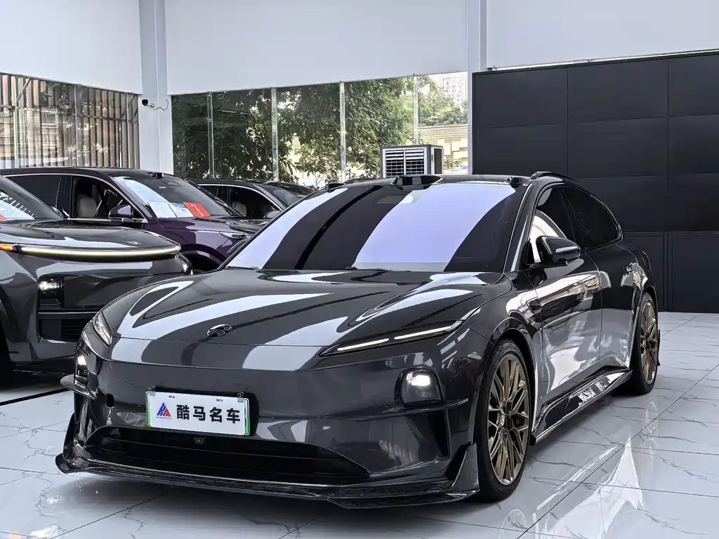 NIO ET5T 2025