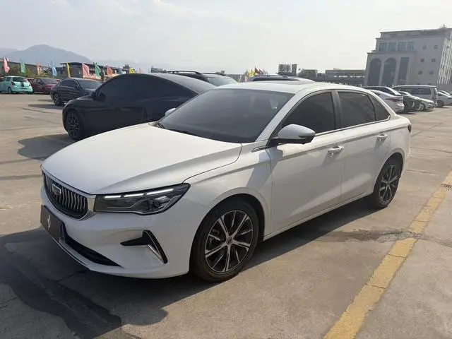 Emgrand 2022 4th generation 1.5L CVT premium model