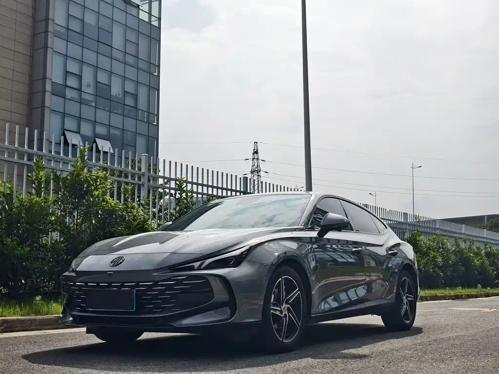 MG MG7 2023