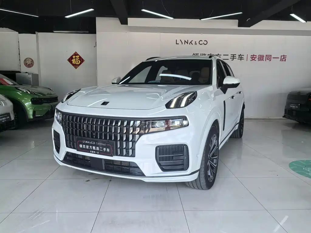 Lynk & Co 09 EM-P 2023