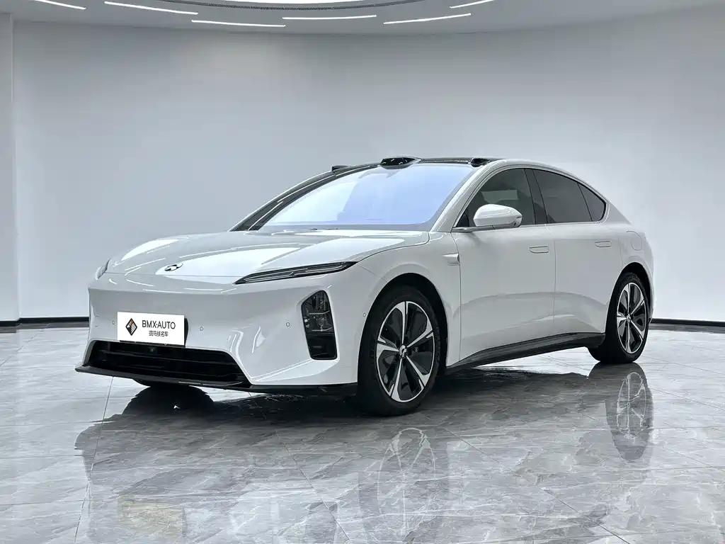 NIO ET5 2025