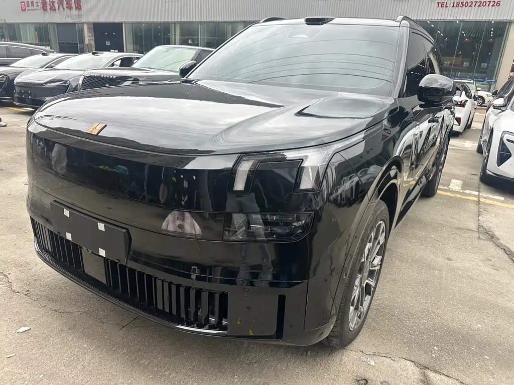 Lynk & Co 领克900 2025