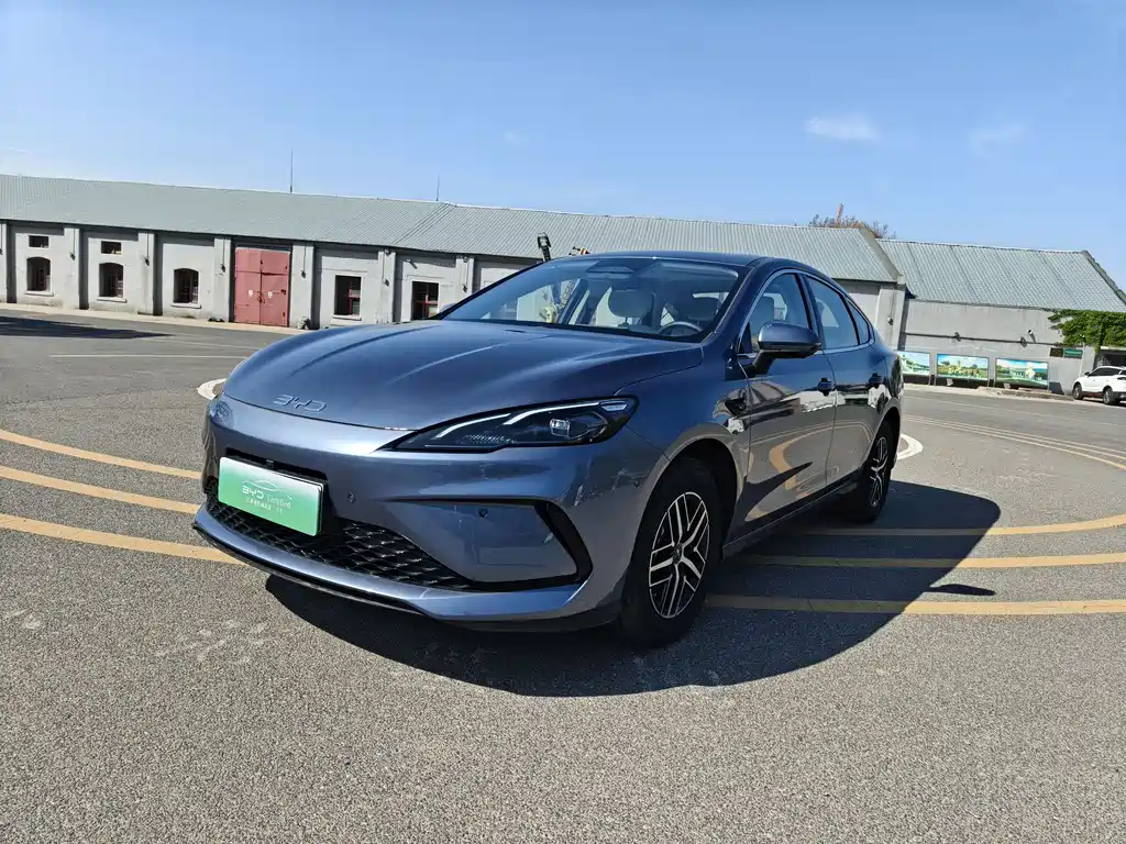 BYD Seal 05 DM-i 2025